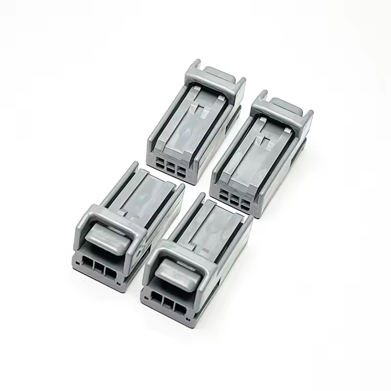 Automotive Connectors 3P Sckt HOUSING 