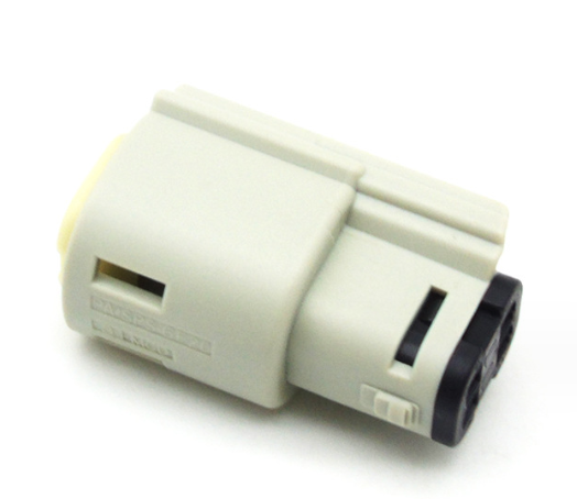 MX150 Mat-Sealed Female Connector Assembly 4 Circuits with Connector Position Assurance with Open Standard Grommet Cap