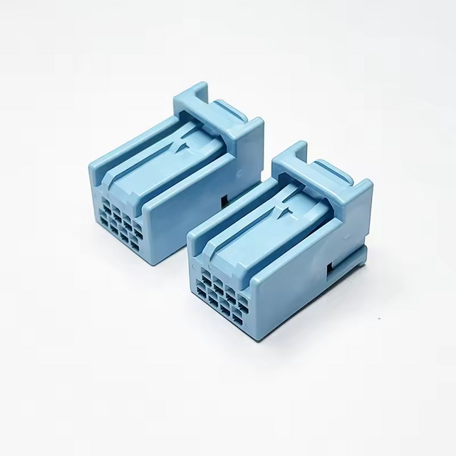 Automotive Connectors SOCKET HOUSING 2.2MM 8POS 